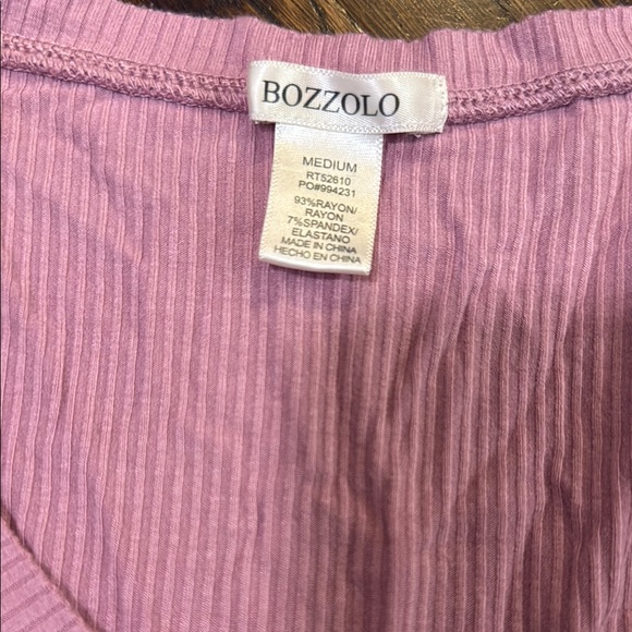 **Bozzolo Mauve Ribbed V-Neck Crop Tee** - Picture 2 of 2